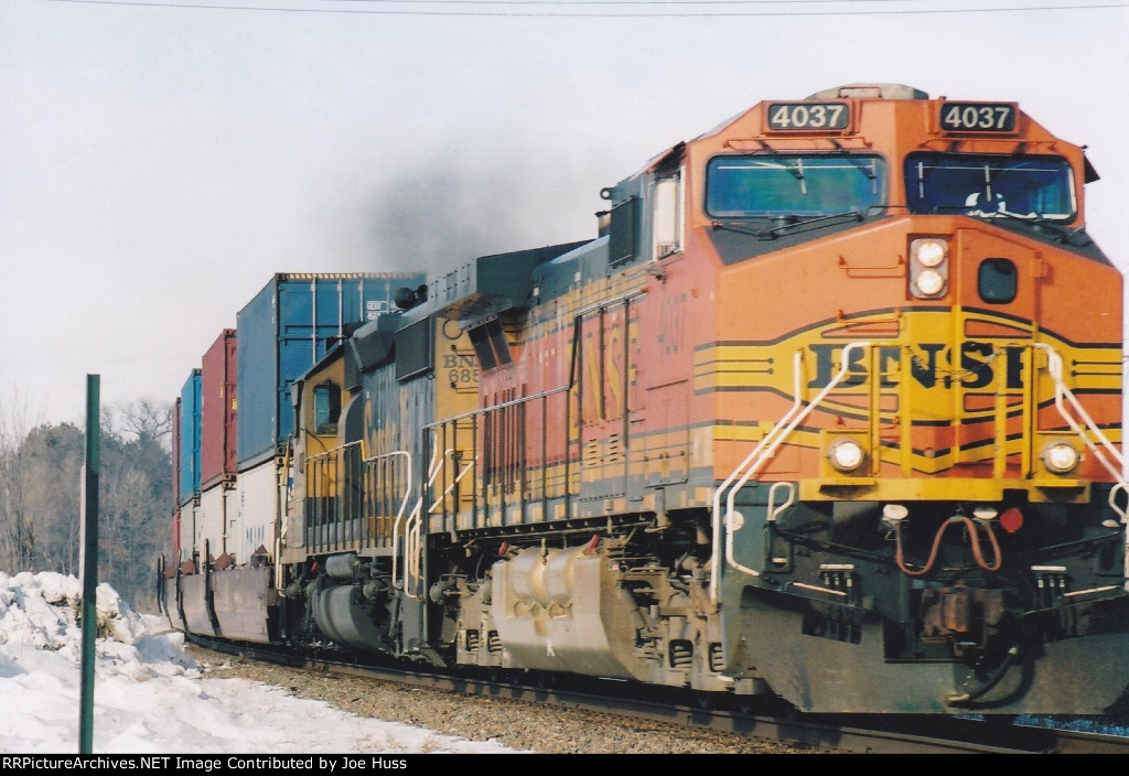 BNSF 4037 East